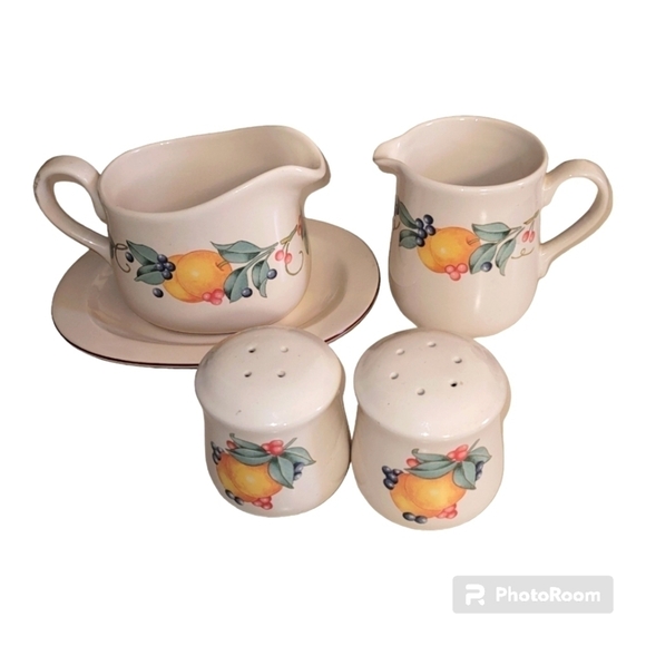 Corelle Coordinates Abundance 2 piece gravy boat creamer salt pepper shaker set - Picture 3 of 13